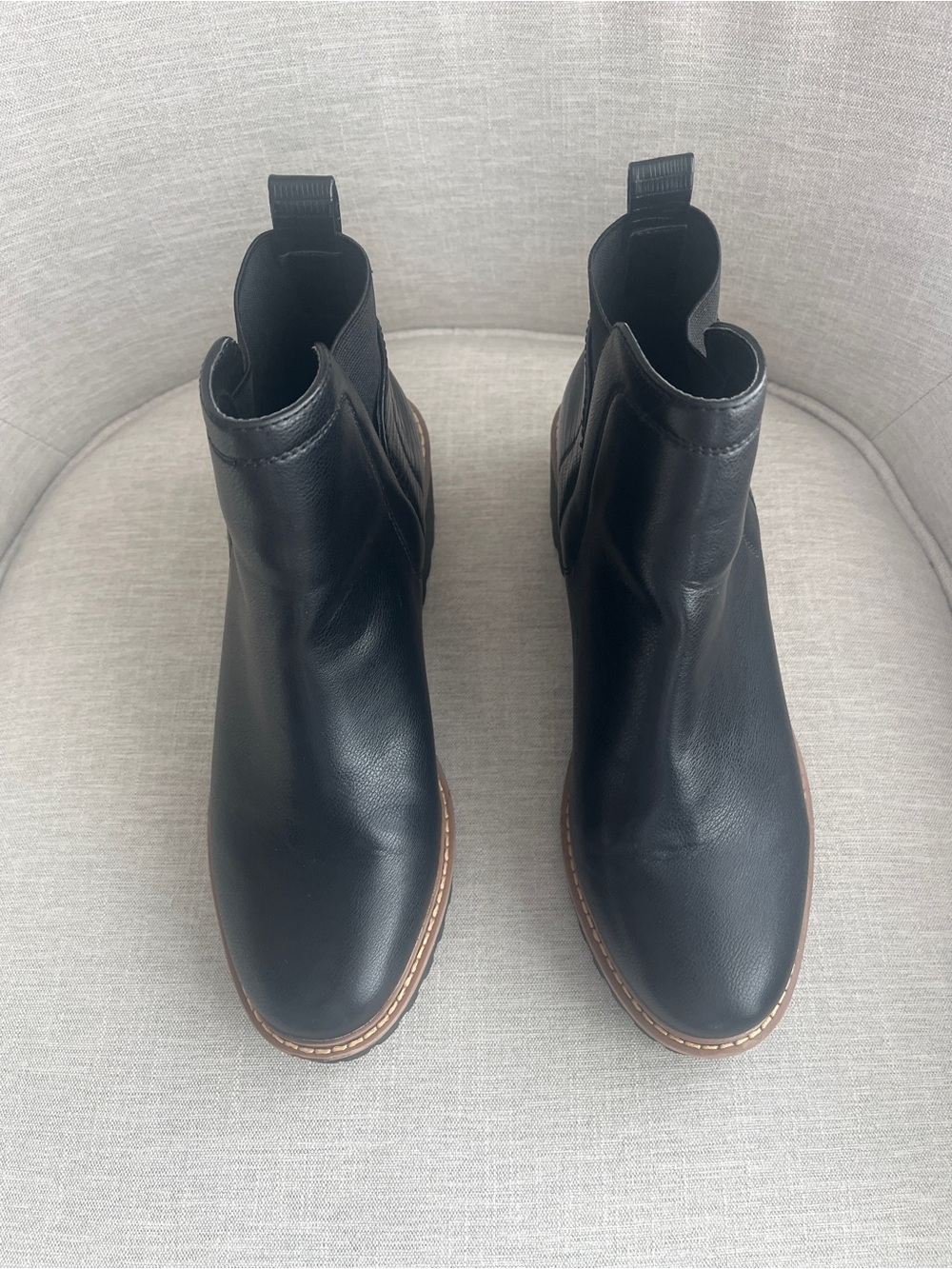 DV by Dolce Vita Rango Lug Sole Wedge Booties Size 9.5